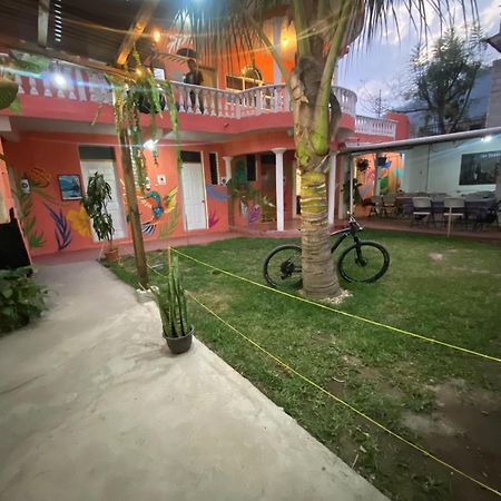 Hotel Posada Gutierrez Panajachel Dış mekan fotoğraf