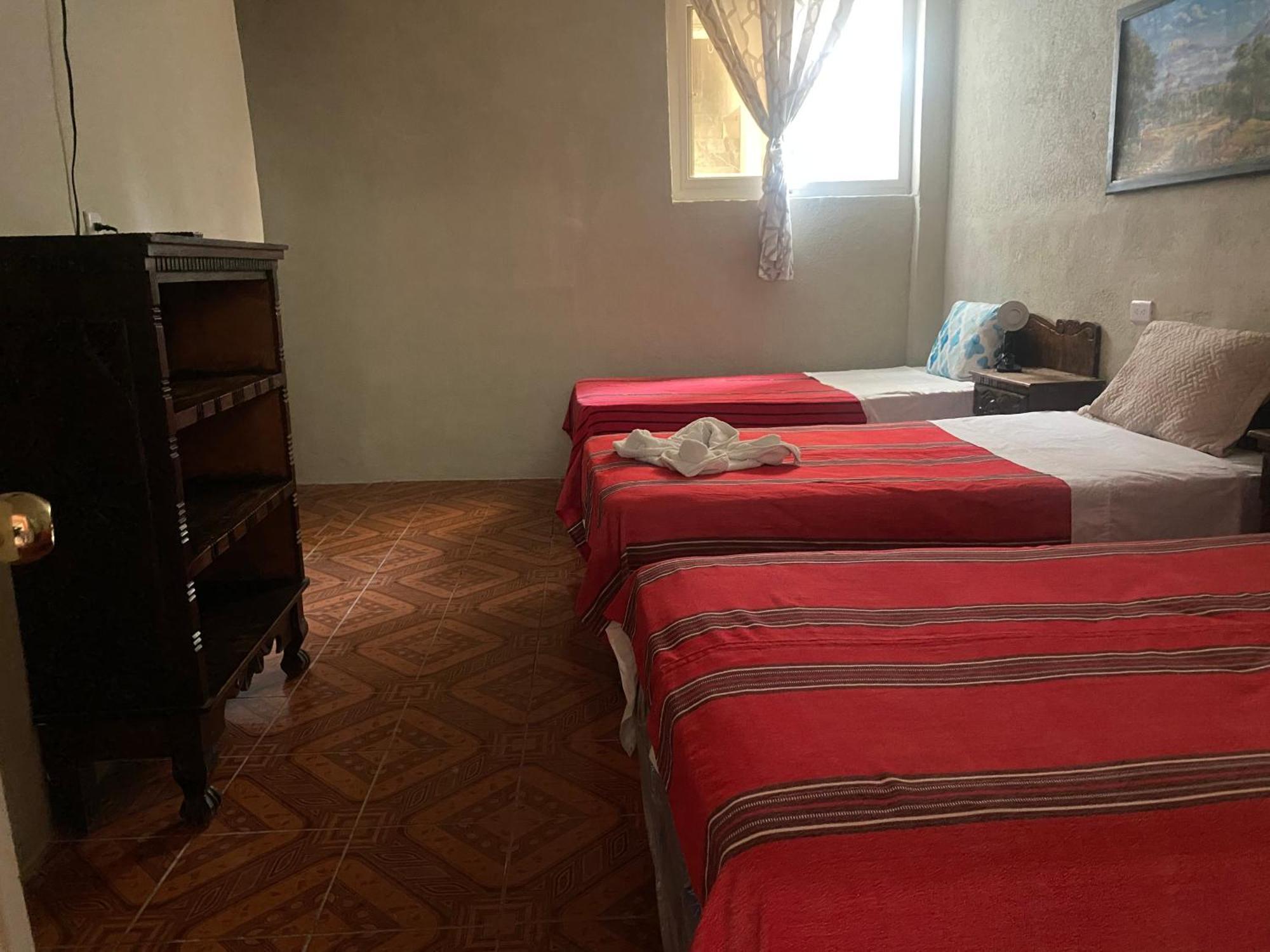 Hotel Posada Gutierrez Panajachel Dış mekan fotoğraf